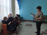 10 октября в рамках программы "Безопасность детства" творческие специалисты Покровского СДК провели для детей тематическую беседу "Осторожно, бродячая собака! ".Ребята узнали о правилах и способах защиты при встрече с собакой или стаей собак, как действовать при нападении собаки, что делать, если укусила собака. Также детям были розданы памятки " Бешенство. Правила безопасности для детей ".