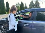 Творческие специалисты Покровского СДК совместно с участниками театрального кружка «Позитив» провели акцию по правилам дорожного движения «Счастливого пути!» Дети раздали информационные памятки водителям транспортных средств, напомнив им о соблюдении правил дорожного движения и пожелали всем счастливого и безопасного пути!