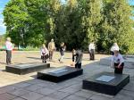 В Покровском сельском Доме культуры завершилась Акция «Цветы Победы». Выросшие тюльпаны были срезаны и возложены на братской могиле советских воинов, где похоронен Герой Советского Союза младший лейтенант Шапарь Григорий Иванович. В мероприятии приняли участие: волонтёры культуры, дети военнослужащих, участники художественной самодеятельности, работники культуры и представители общественных организаций.