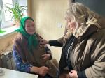 В преддверии празднования 80-летия Великой Победы творческие специалисты Покровского СДК провели поздравительную акцию «Сохраним Победу вместе». Поздравили тружеников тыла: Сополеву Матрёну Андреевну, Шестову Клавдию Семёновну, Проскурину Наталью Ивановну и Золоторёву Анну Ивановну, с тёплыми пожеланиями им были вручены броши Победы и пригласительные на праздничный концерт. Так же поздравили с праздником детей войны, которые были и остаются активными участниками жизни Покровского СДК: семью Толстенёвых Василия Григорьевича и Раису Николаевну, Пузанову Анну Андреевну, Гречихину Анну Сергеевну, Донскую Нину Ивановну и Бессонову Варвару Марковну.
Благодарим всех наших тружеников тыла и детей войны за их неоценимый вклад в победу в Великой Отечественной войне. Спасибо за вашу стойкость, мужество и верность Родине в самые трудные времена! Ваши истории и подвиги всегда будут жить в наших сердцах и душах.
